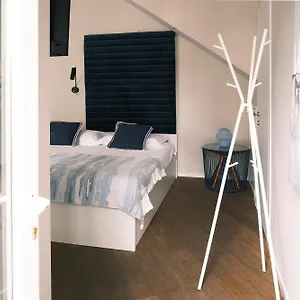 Comecasa Larga Cosy Milan